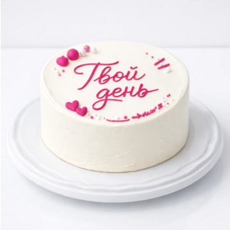 Торт с сердцем в стиле минимализм