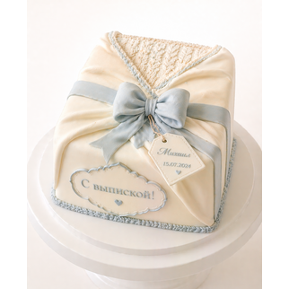 Торт на выписку в виде конверта с бантом