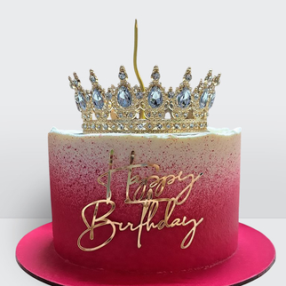 Торт с короной градиент красный с фитилем огнем и надписью