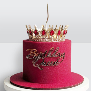 Торт велюровый красный с золотой короной и надписью