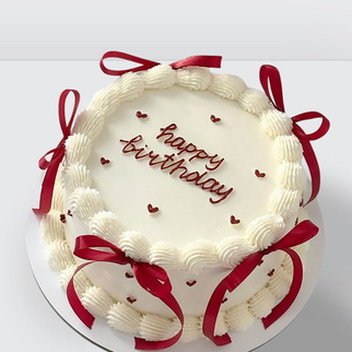 Торт ламбет белый с красными ленточками сердечками и надписью