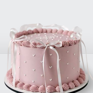 Торт ламбет розовый с розовыми ленточками сердечками и надписью с нежным декором и романтичной композицией