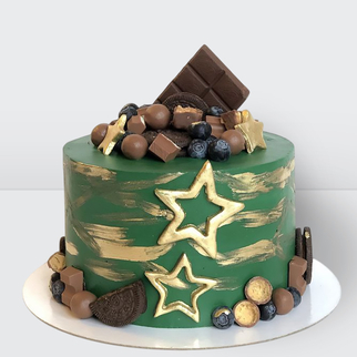 0 Торт милитари для мужчин зеленый с золотыми звездами с шоколадом и голубикой