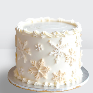 ? Торт на Новый год со снежинками