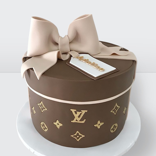 0 Торт в виде коробки Луи Виттон с бантом