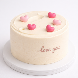 Бенто торт с надписью «love you» с сердечками