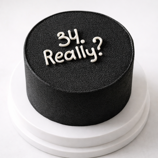 Бенто торт на 34 года с надписью «34, really?» в чёрном стиле