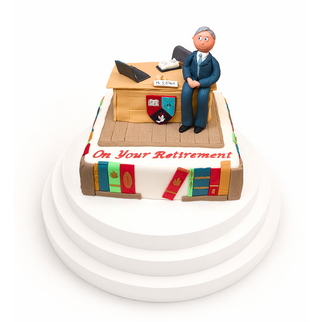 Торт профессору на пенсию с фигуркой и рабочим столом