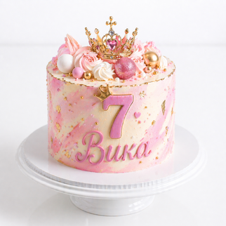 Торт с короной и цифрой 7 в розовом стиле