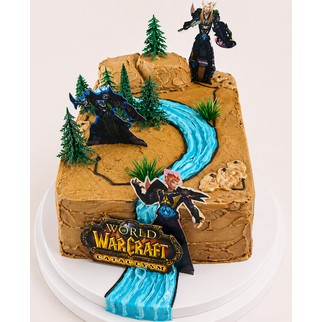 Торт с героями игры WarCraft среди леса и реки