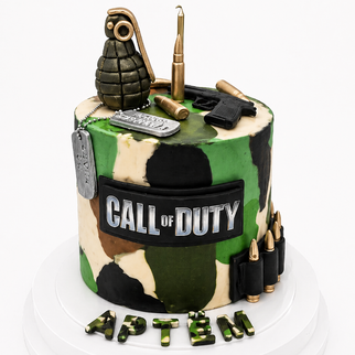Торт цвета хаки на тему игры Call of Duty с гранатой и обоймой в 3Д на день рождения мальчику