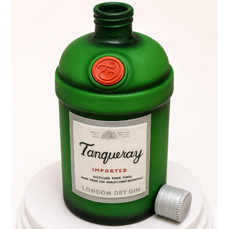 Торт в форме бутылки Tanqueray London Dry Gin 3Д