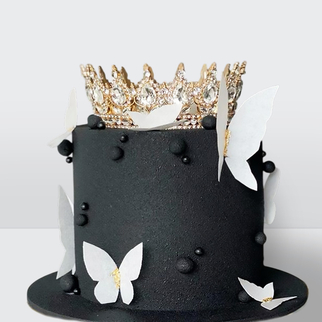 0 Торт черный с белыми бабочками и золотой короной
