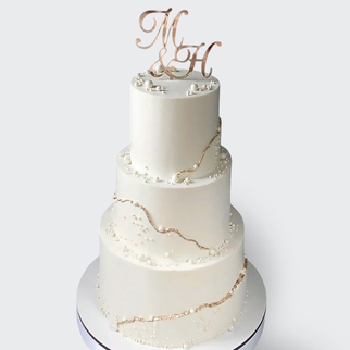0 Свадебный торт с инициалами и жемчужинами