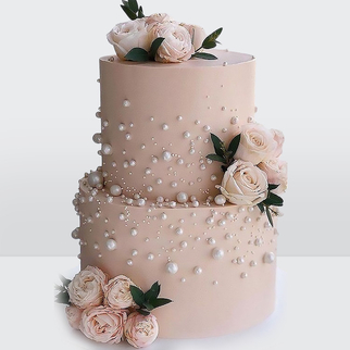 Торт с розами и жемчужинами розовый с нежным декором и утончённой композицией