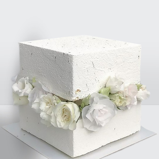 0 Свадебный торт с розами куб велюр с эффектным декором и бархатной текстурой оформления