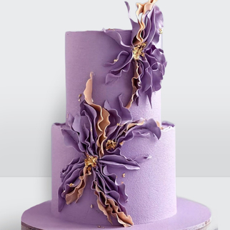 0 Свадебный торт велюровый сиреневый с цветами 2 яруса с нежным декором и бархатной текстурой покрытия