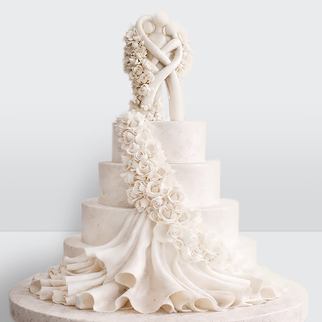 0 Свадебный торт 4 яруса с фигурками и драпировкой из цветов
