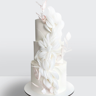 Торт в стиле минимализм 3 яруса драпированный рисовой бумагой