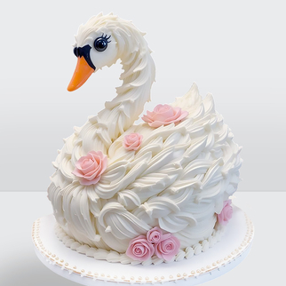 0 Торт в форме белого лебедя с розами