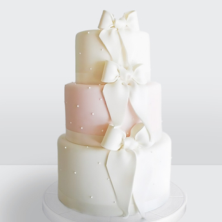 0 Торт 3 яруса с бантами и бусинами