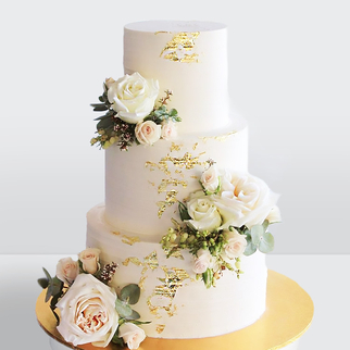Торт 3 яруса, с золотом и розами