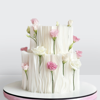 0 Торт небольшой 2 яруса задрапированный с розами